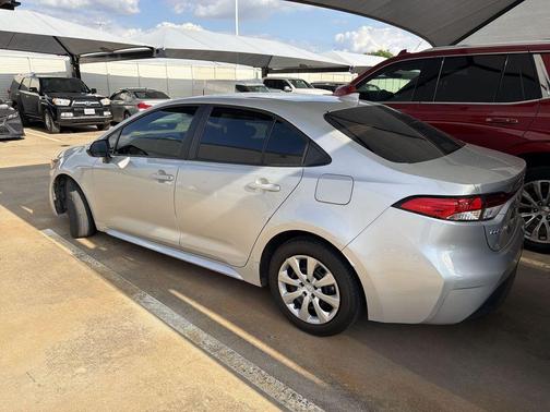 Classic Silver Metallic 2025 Toyota Corolla LE