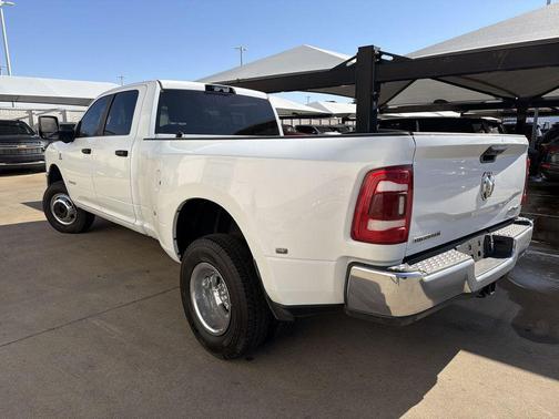 2024 RAM 3500 Big Horn Crew Cab 4x4 8' Box