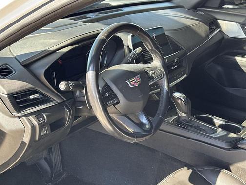 2021 Cadillac CT4 Luxury