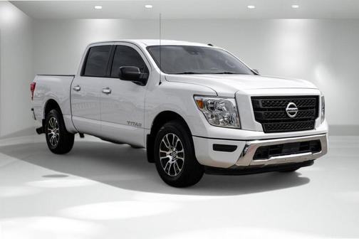 2021 Nissan Titan SV
