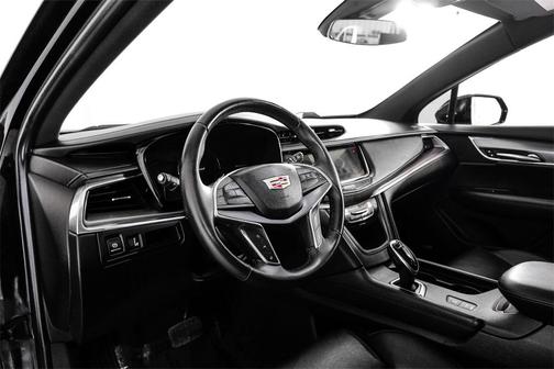 2017 Cadillac XT5 Premium Luxury