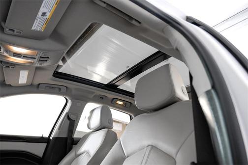 2016 Cadillac SRX Performance Collection