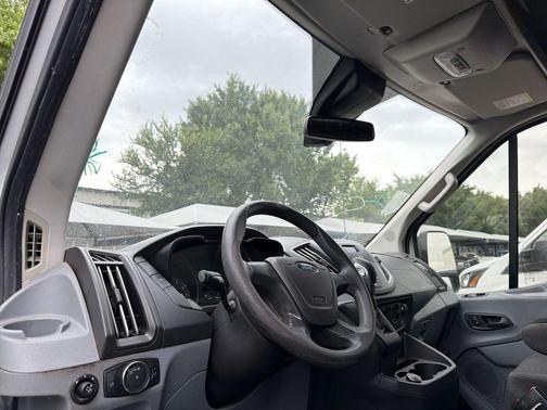 OXFORD WHITE 2019 Ford Transit-250 Base