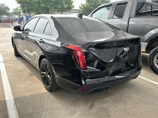 2022 Cadillac CT4 Luxury