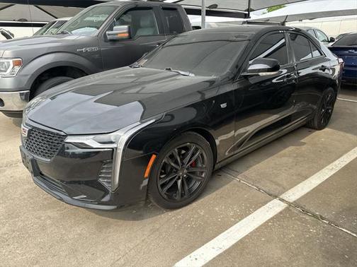 2022 Cadillac CT4 Luxury