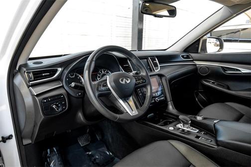 2022 INFINITI QX50 PURE AWD