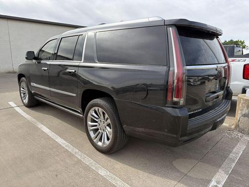 Manhattan Noir Metallic 2019 Cadillac Escalade ESV Premium Luxury