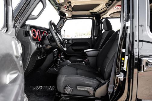 2021 Jeep Wrangler Unlimited Sport Altitude