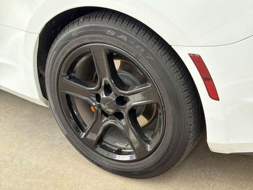 Summit White 2023 Chevrolet Camaro 1LT