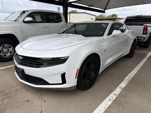 Summit White 2023 Chevrolet Camaro 1LT