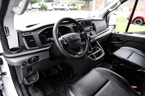OXFORD WHITE 2022 Ford Transit-250 Base