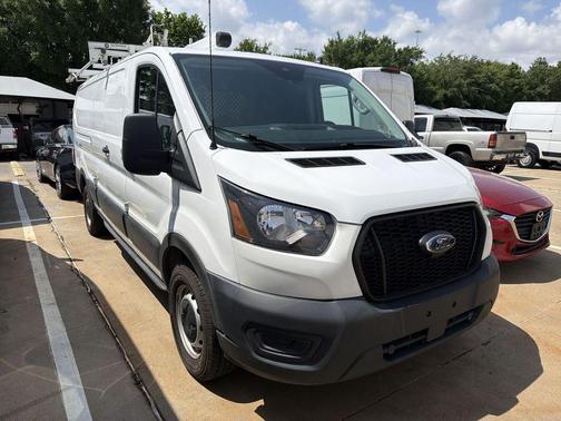 2022 Ford Transit-250 Base