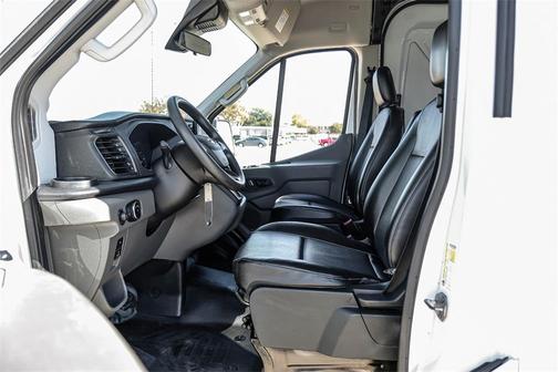 2022 Ford Transit-150 Base