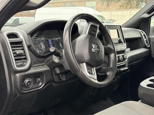 2021 RAM 2500 Big Horn Crew Cab 4x4 8' Box