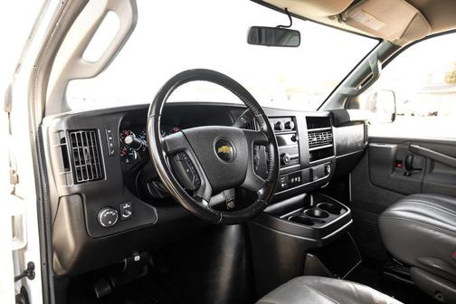 2022 Chevrolet Express 2500 RWD 2500 Extended Wheelbase WT