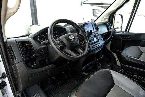 Bright White Clearcoat 2025 RAM ProMaster 2500 Tradesman