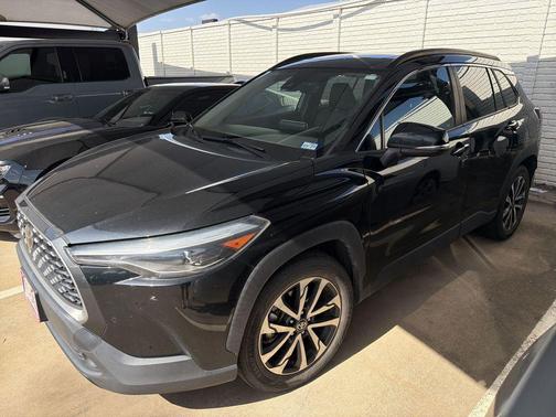 Jet Black 2022 Toyota Corolla Cross XLE
