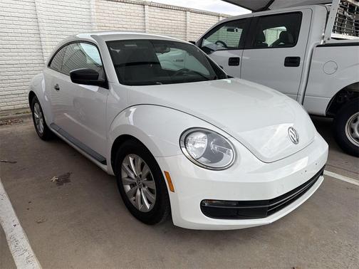 2014 Volkswagen Beetle Auto 1.8T Entry