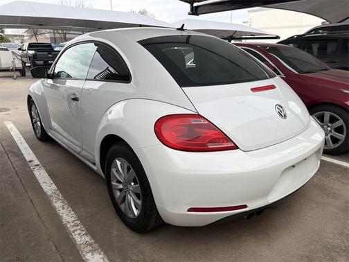 2014 Volkswagen Beetle Auto 1.8T Entry