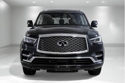 2021 INFINITI QX80 Luxe