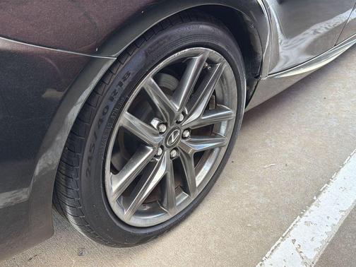 2018 Lexus IS 300 Base