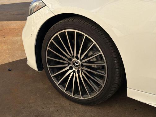 2024 Mercedes-Benz C-Class C 300