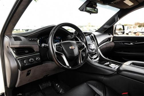 2019 Cadillac Escalade Platinum