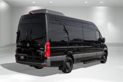 2025 Mercedes-Benz Sprinter 2500 High Roof