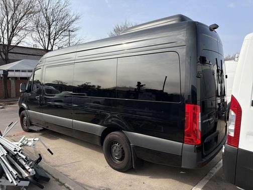 2025 Mercedes-Benz Sprinter 2500 High Roof