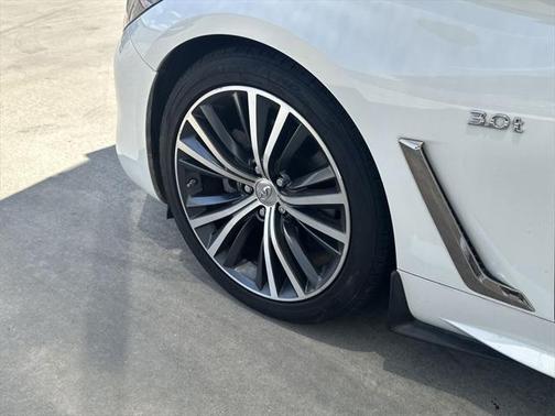 2017 INFINITI Q60 3.0T Premium