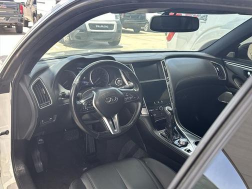 2017 INFINITI Q60 3.0T Premium