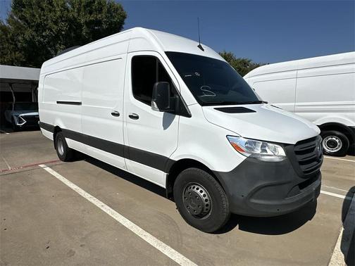 2022 Mercedes-Benz Sprinter 4500 High Roof V6
