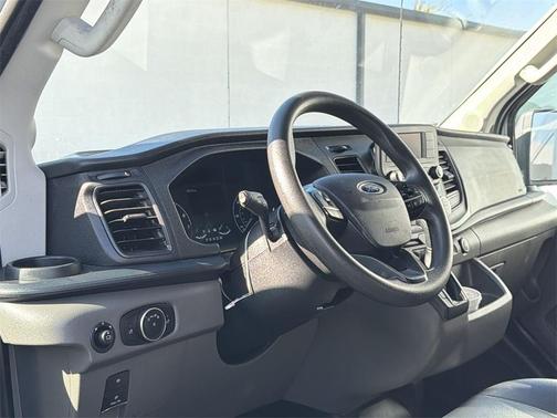 2022 Ford Transit-250 Base