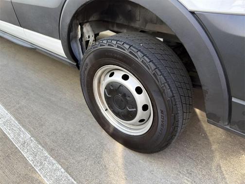 2022 Ford Transit-250 Base