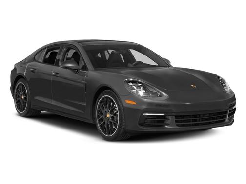 2017 Porsche Panamera 4
