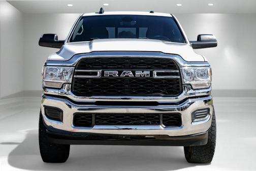 2021 RAM 2500 Tradesman Crew Cab 4x4 6'4' Box