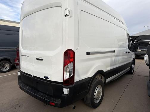 2022 Ford Transit-350 Base