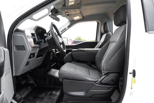 OXFORD WHITE 2023 Ford F-150 XL