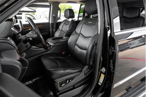 2019 Cadillac Escalade ESV Premium Luxury