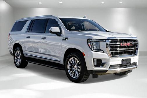 2022 GMC Yukon XL SLT