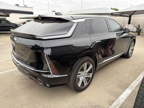 2024 Cadillac LYRIQ Tech