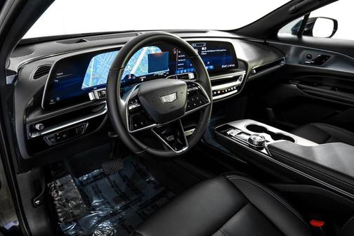 Stellar Black Metallic 2024 Cadillac LYRIQ Tech