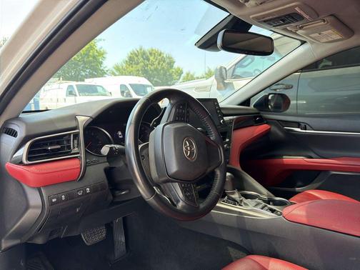Wind Chill Pearl 2021 Toyota Camry XSE