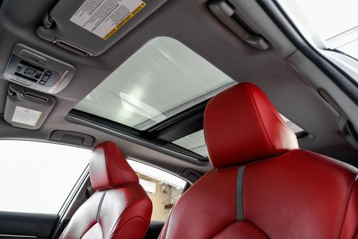 Wind Chill Pearl 2021 Toyota Camry XSE