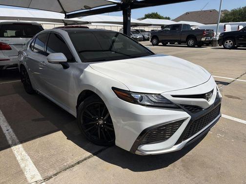 Wind Chill Pearl 2021 Toyota Camry XSE