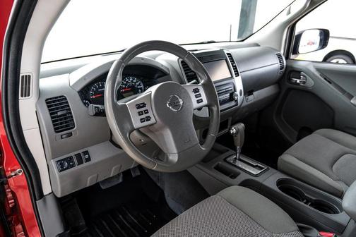 Cayenne Red Metallic 2019 Nissan Frontier SV