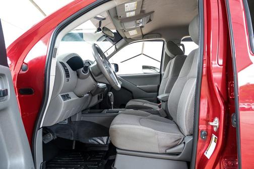 Cayenne Red Metallic 2019 Nissan Frontier SV