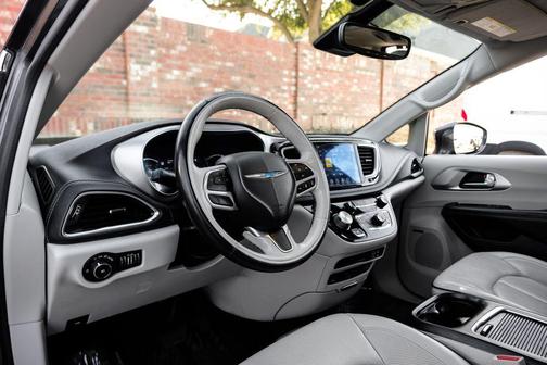 2019 Chrysler Pacifica Hybrid Limited