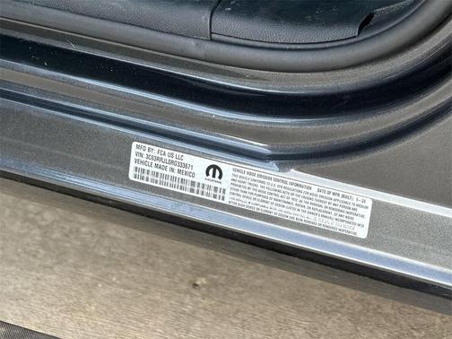 2024 RAM 3500 Laramie Crew Cab 4x4 8' Box