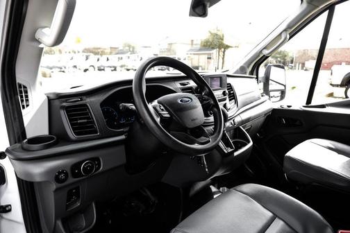 2022 Ford Transit-250 Base